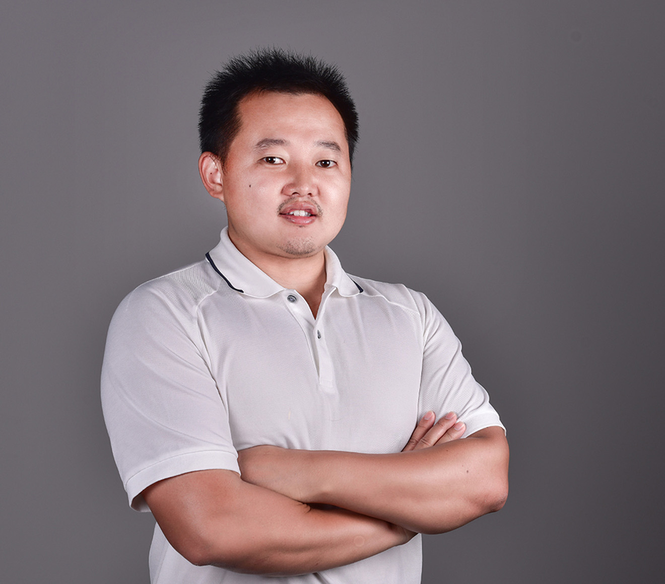 操振华  医学检验bu总经理1梁帆生物信息bu总经理1全伟鹏  先进制造bu